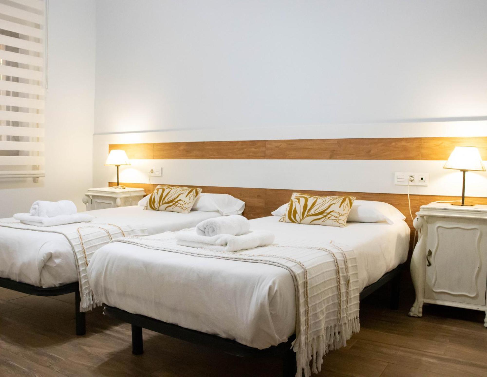 Apartamentos Turisticos Cullar Vega エクステリア 写真