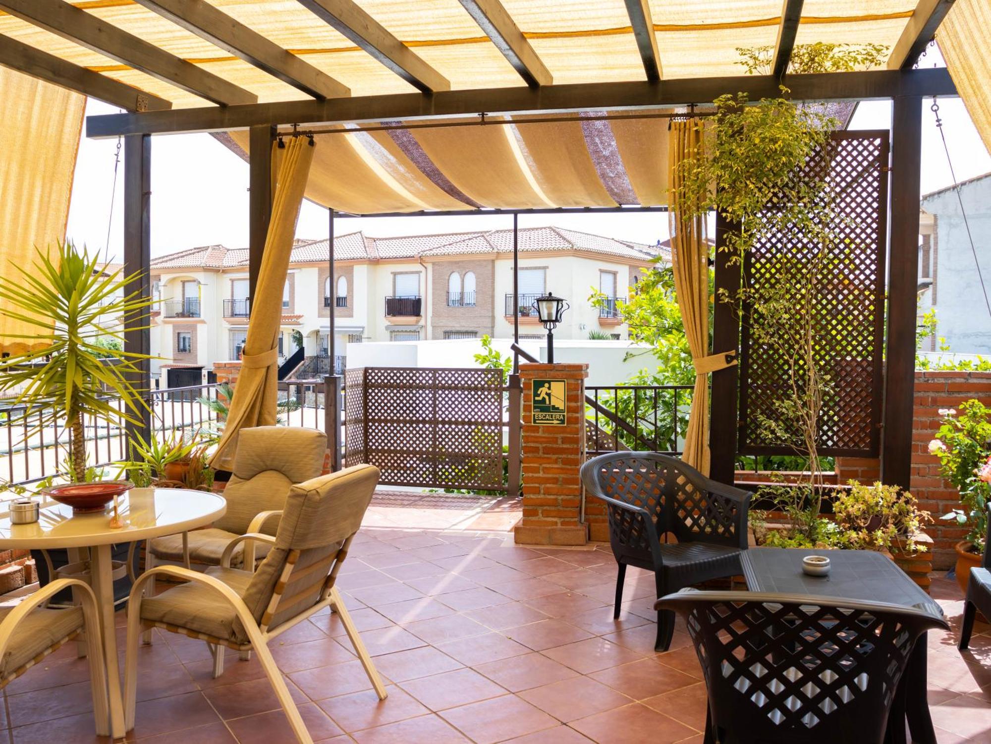Apartamentos Turisticos Cullar Vega エクステリア 写真