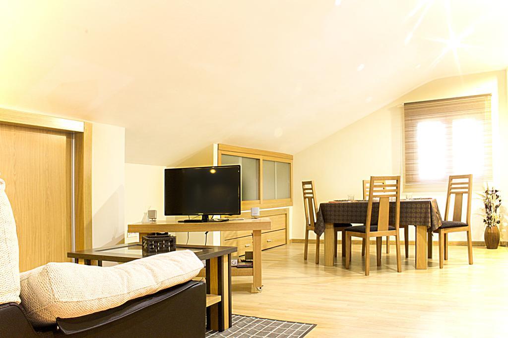 Apartamentos Turisticos Cullar Vega 部屋 写真