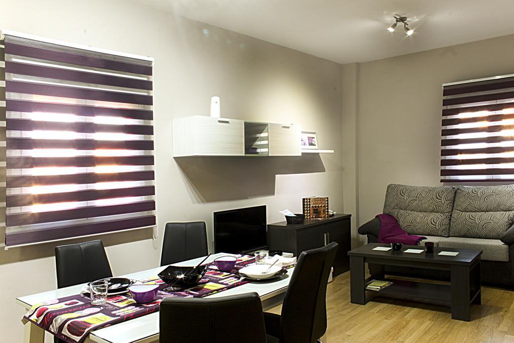 Apartamentos Turisticos Cullar Vega 部屋 写真